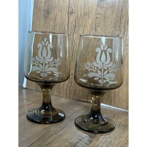 Pfaltzgraff Village Wine Glass Goblets Etched Brown Stemware 6 oz Vintage Set/2